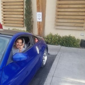 Meet your Posher, Manuel